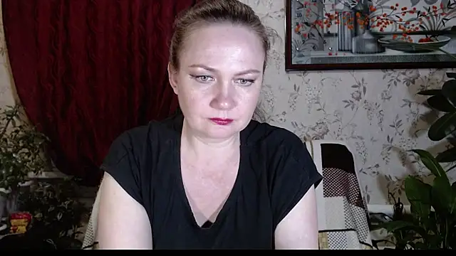 Snapshot of EmilyDoth chatting on May 2026 03:40:02 PM EmilyDoth online show from May 2026 03:40:02 PM