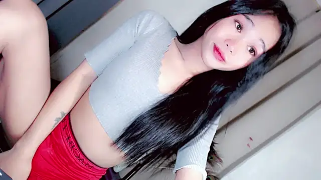 Snapshot of amomentoflust69 chatting on February 2026 05:45:01 AM amomentoflust69 online show from February 2026 05:45:01 AM