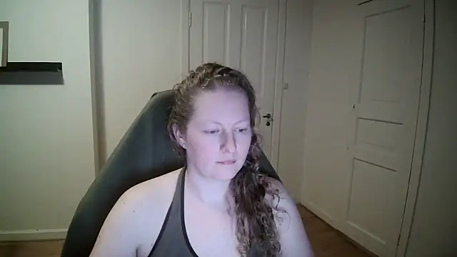 Snapshot of Girlnina-1995 chatting on March 2025 07:37:02 PM Girlnina-1995 online show from March 2025 07:37:02 PM