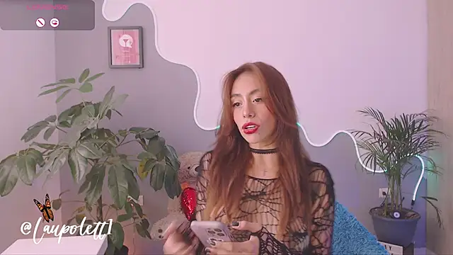 Snapshot of LauPolett chatting on March 2025 09:47:02 PM LauPolett online show from March 2025 09:47:02 PM