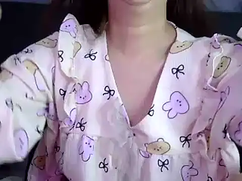 Bee 2k online show from December 2025 04:51:01 AM