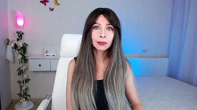 wendifoste online show from December 2024 06:17:02 PM