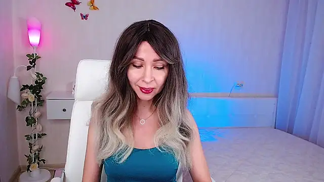 wendifoste online show from January 2025 07:18:01 PM