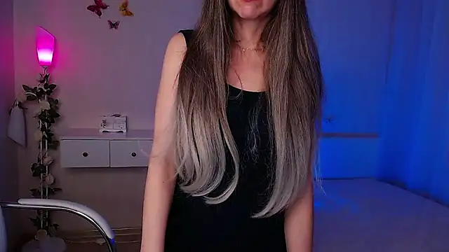 wendifoste online show from February 2025 10:00:02 PM