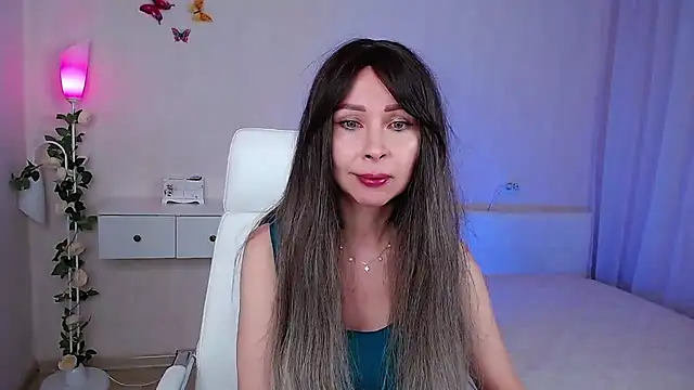 wendifoste online show from March 2025 07:06:02 PM