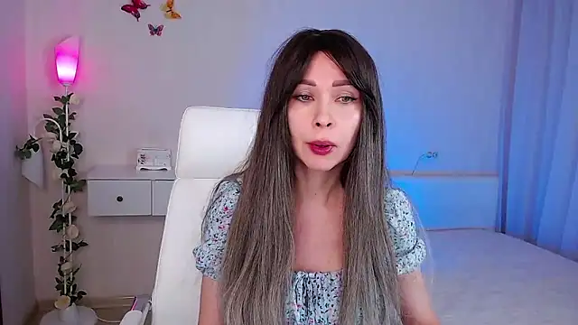 wendifoste online show from March 2025 05:28:01 PM