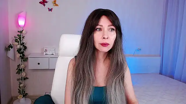 wendifoste online show from March 2025 06:09:01 PM