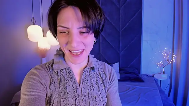 Snapshot of LorenDaze chatting on March 2025 01:40:02 PM LorenDaze online show from March 2025 01:40:02 PM