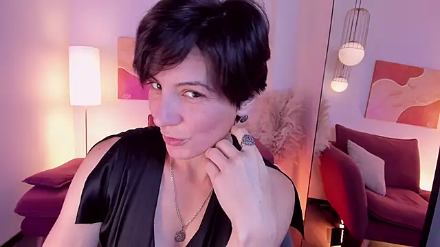 Snapshot of LorenDaze chatting on October 2025 02:23:02 PM LorenDaze online show from October 2025 02:23:02 PM