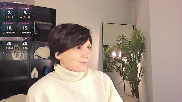 Snapshot of LorenDaze chatting on January 2026 07:54:01 AM LorenDaze online show from January 2026 07:54:01 AM