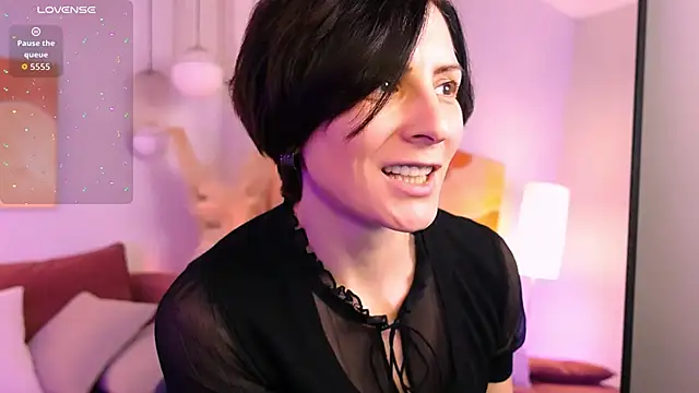 Snapshot of LorenDaze chatting on February 2026 02:02:01 PM LorenDaze online show from February 2026 02:02:01 PM