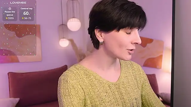 LorenDaze online show from March 2026 01:44:01 PM