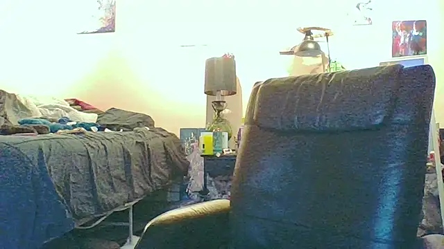 eatmeplease44 online show from November 2025 11:31:01 PM