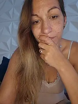 Lola-Roxx online show from June 2026 08:19:01 AM