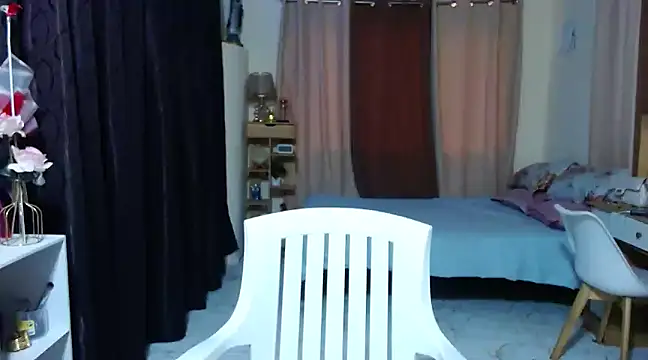 Sensual rica online show from March 2025 02:52:01 AM