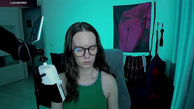 DivineBite online show from April 2026 04:56:02 PM