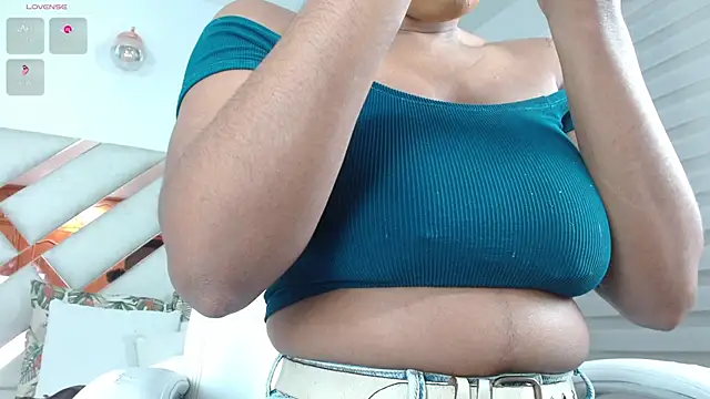 Snapshot of kimara_lion chatting on January 2025 03:36:02 AM kimara lion online show from January 2025 03:36:02 AM