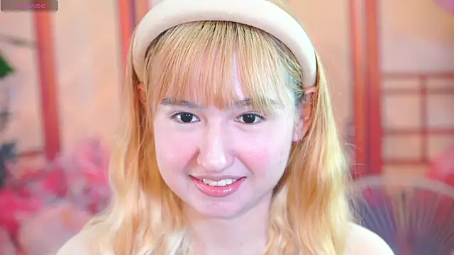 Pinkie Princes online show from November 2025 02:45:02 AM