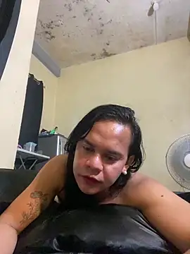 sweetyula online show from May 2026 12:07:01 AM