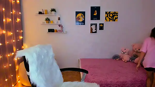 Snapshot of aPieceOfJoy chatting on January 2025 08:04:01 PM aPieceOfJoy online show from January 2025 08:04:01 PM