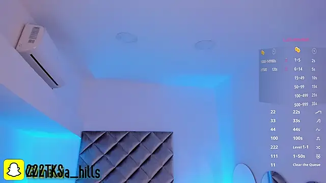 Snapshot of malaia_hills chatting on January 2025 07:18:02 PM malaia hills online show from January 2025 07:18:02 PM