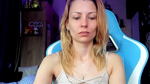 Snapshot of karo123421 chatting on March 2026 05:08:01 AM karo123421 online show from March 2026 05:08:01 AM