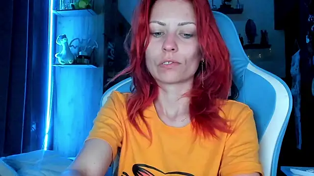 Snapshot of karo123421 chatting on April 2026 01:25:01 AM karo123421 online show from April 2026 01:25:01 AM