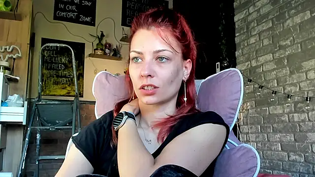 Snapshot of karo123421 chatting on May 2026 04:40:02 AM karo123421 online show from May 2026 04:40:02 AM