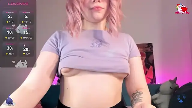 SueNiceeeee online show from December 2024 02:07:02 AM