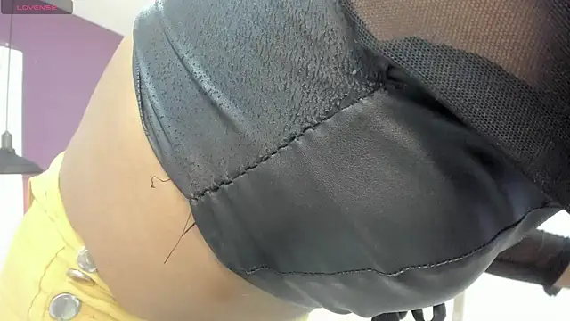 Snapshot of SilvanaCapelli chatting on February 2025 10:08:02 PM SilvanaCapelli online show from February 2025 10:08:02 PM