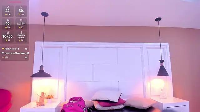 Snapshot of SilvanaCapelli chatting on October 2025 06:51:02 PM SilvanaCapelli online show from October 2025 06:51:02 PM