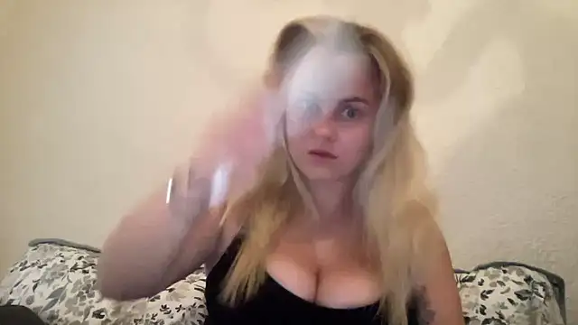 Snapshot of bigboobybaby@xh chatting on February 2025 06:02:01 AM bigboobybabyxh online show from February 2025 06:02:01 AM