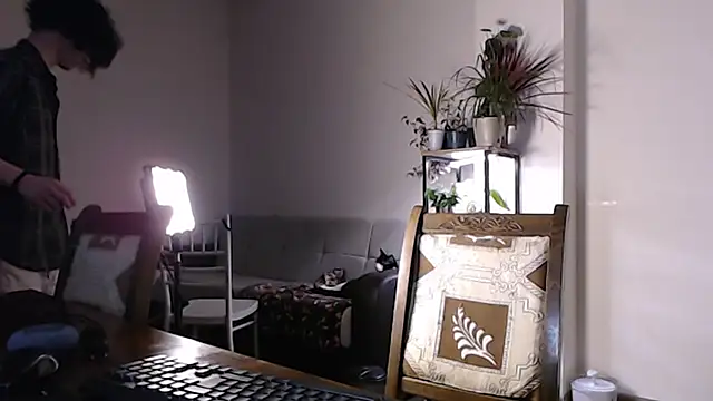 Snapshot of Herman_Elfi chatting on February 2025 02:42:01 PM Herman Elfi online show from February 2025 02:42:01 PM