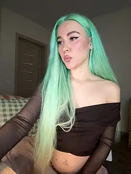 Snapshot of xDinnax chatting on December 2024 09:52:01 PM xDinnax online show from December 2024 09:52:01 PM