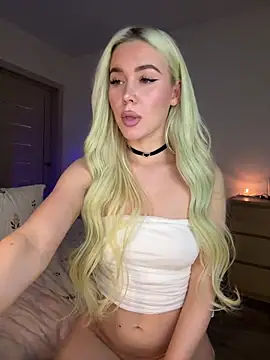 Snapshot of xDinnax chatting on February 2025 04:47:01 PM xDinnax online show from February 2025 04:47:01 PM