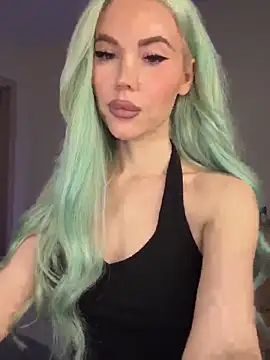 Snapshot of xDinnax chatting on September 2025 03:02:02 PM xDinnax online show from September 2025 03:02:02 PM