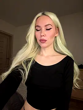 Snapshot of xDinnax chatting on October 2025 02:48:01 PM xDinnax online show from October 2025 02:48:01 PM