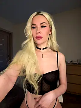 Snapshot of xDinnax chatting on October 2025 03:45:01 PM xDinnax online show from October 2025 03:45:01 PM