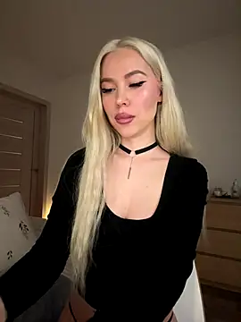 Snapshot of xDinnax chatting on November 2025 08:31:01 PM xDinnax online show from November 2025 08:31:01 PM