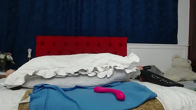 LADYSLAVEXXX online show from December 2024 01:07:02 AM