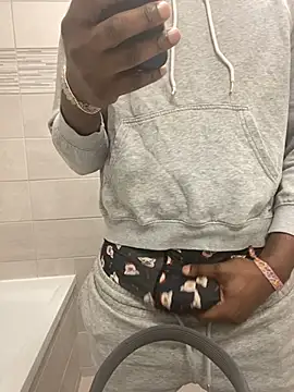 calystorme online show from February 2025 03:21:01 PM