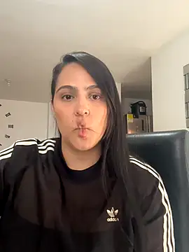 Snapshot of kendall_52 chatting on September 2025 05:47:02 PM kendall 52 online show from September 2025 05:47:02 PM