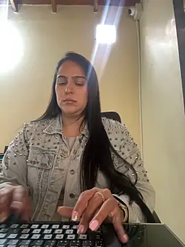 Snapshot of kendall_52 chatting on November 2025 02:16:01 PM kendall 52 online show from November 2025 02:16:01 PM