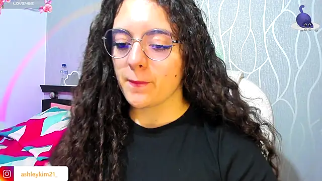 AshleyKim  online show from September 2025 12:34:01 AM