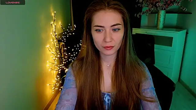 Adelyna Bird online show from April 2026 06:31:02 AM