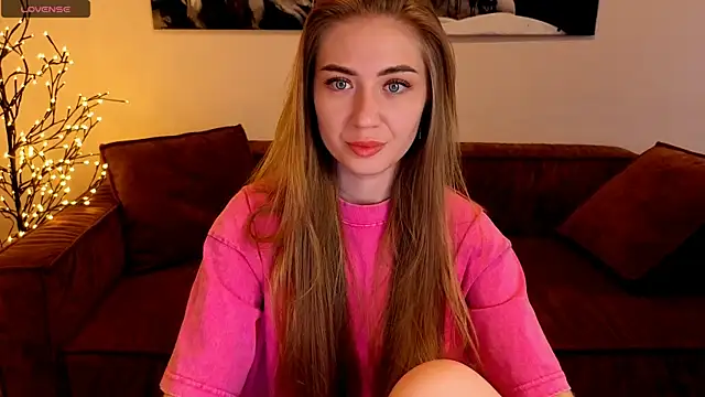 Adelyna Bird online show from July 2026 06:59:02 AM