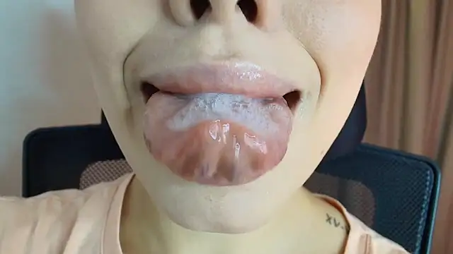 lisbet21x online show from March 2026 10:37:01 PM