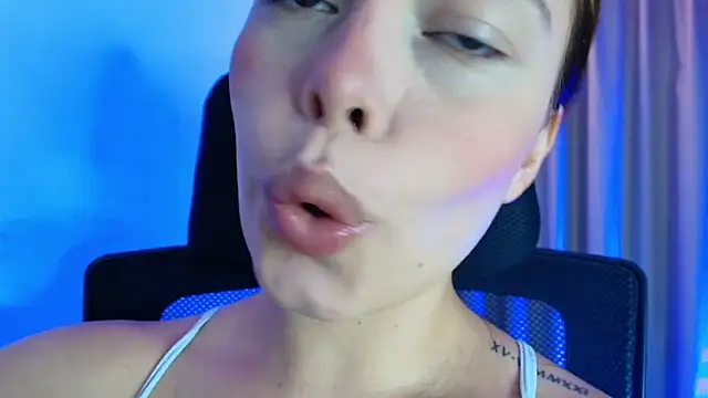 lisbet21x online show from May 2026 10:07:01 PM