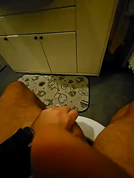 Snapshot of Dolceporco19 chatting on December 2025 08:38:02 PM Dolceporco19 online show from December 2025 08:38:02 PM