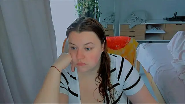 PolinaSalvatore online show from October 2025 09:10:01 AM